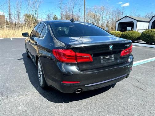 2017 BMW 530 530i