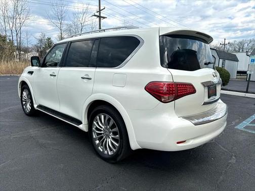 2017 INFINITI QX80 Base