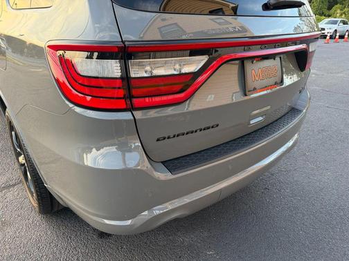 2023 Dodge Durango Hemi Orange RWD