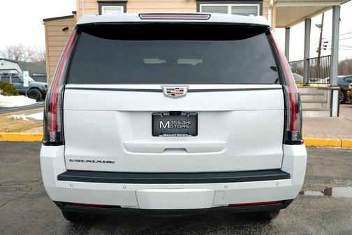 2020 Cadillac Escalade Luxury