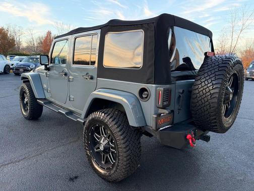 2014 Jeep Wrangler Unlimited Sahara