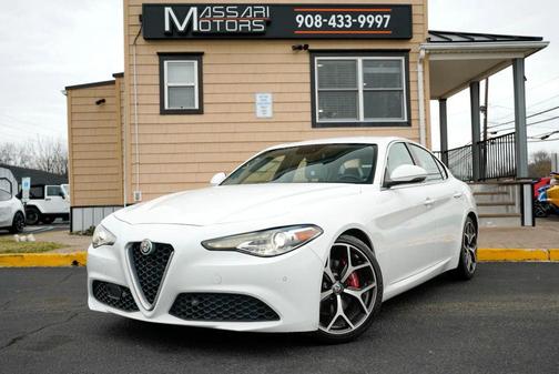 2019 Alfa Romeo Giulia Ti Sport