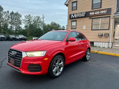 2017 Audi Q3 2.0T Premium Plus