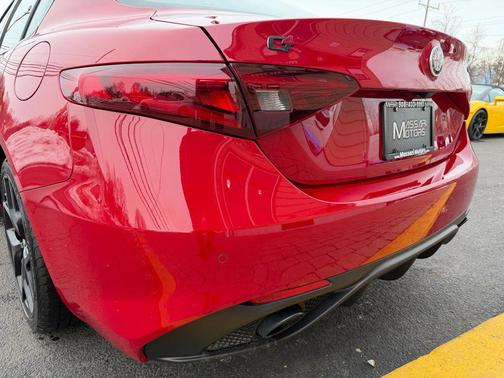 2020 Alfa Romeo Giulia Sport