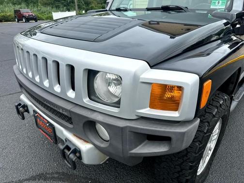 2008 Hummer H3 Base
