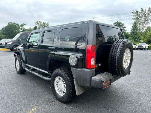 2008 Hummer H3 Base