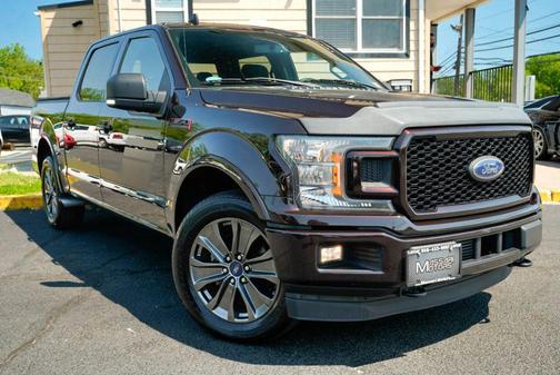 Burgundy 2018 Ford F-150 XLT