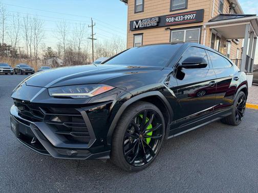 2022 Lamborghini Urus Sport Utility 4D