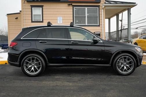 2022 Mercedes-Benz GLC 300 4MATIC