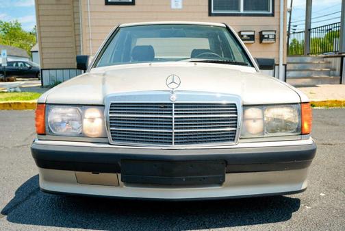 1987 Mercedes-Benz 190 190E 4D Sedan 16V