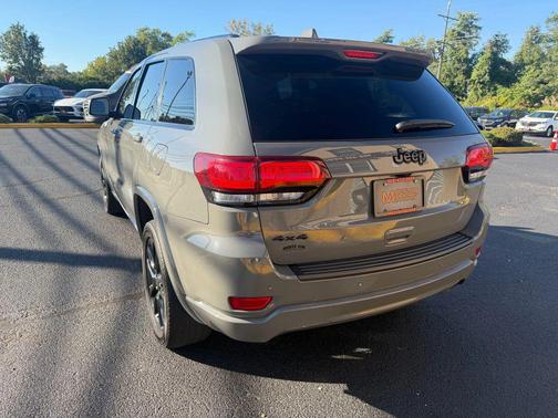 2021 Jeep Grand Cherokee Laredo