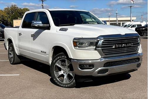 2022 RAM 1500 Laramie Crew Cab 4x4 57' Box