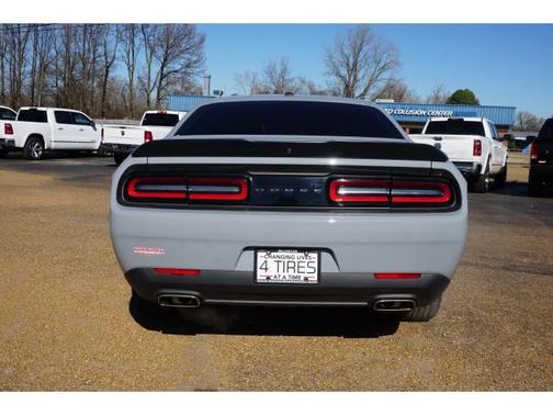 Photo 4 of 23 of 2021 Dodge Challenger SXT
