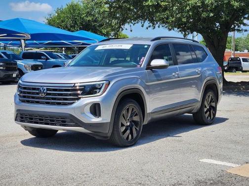 Gray 2024 Volkswagen Atlas 2.0T SE w/Technology