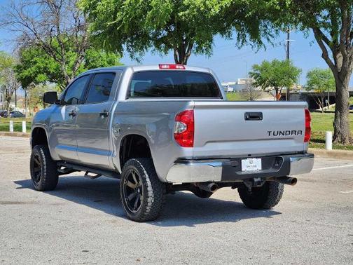 2014 Toyota Tundra SR5