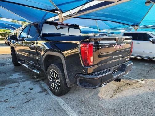 Onyx Black 2023 GMC Sierra 1500 AT4