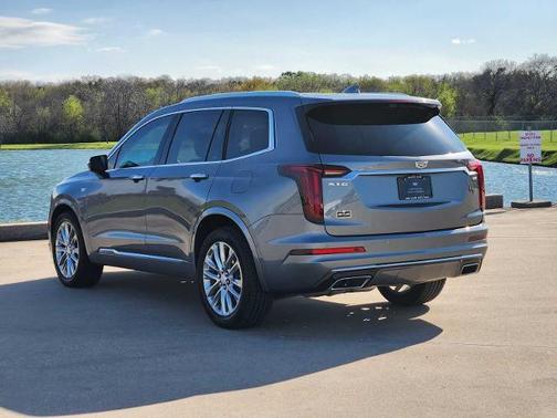 Satin Steel Metallic 2021 Cadillac XT6 Premium Luxury FWD