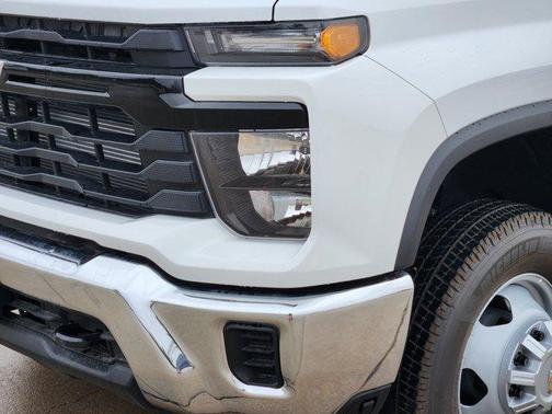 2026 Chevrolet Silverado 3500 WT