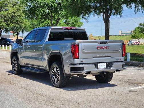 Sterling Metallic 2024 GMC Sierra 1500 AT4