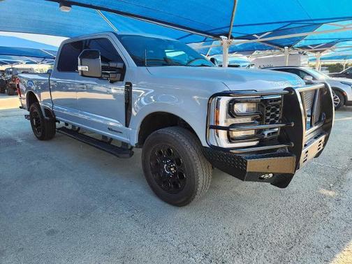 Glacier Gray Metallic Tri-Coat 2026 Ford F-250 Lariat