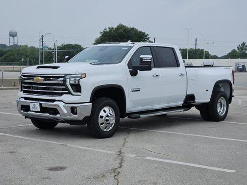 Summit White 2026 Chevrolet Silverado 3500 LTZ