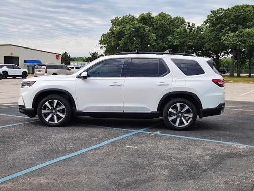 Platinum White Pearl 2024 Honda Pilot Elite