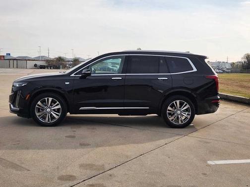 2025 Cadillac XT6 Premium Luxury AWD