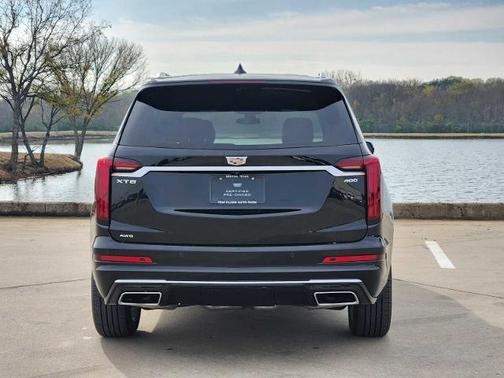 2025 Cadillac XT6 Premium Luxury AWD