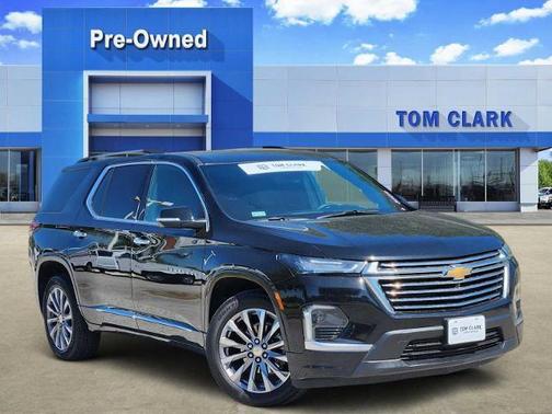 Mosaic Black Metallic 2023 Chevrolet Traverse Premier