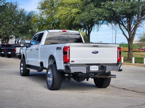 Oxford White 2023 Ford F-350 XL