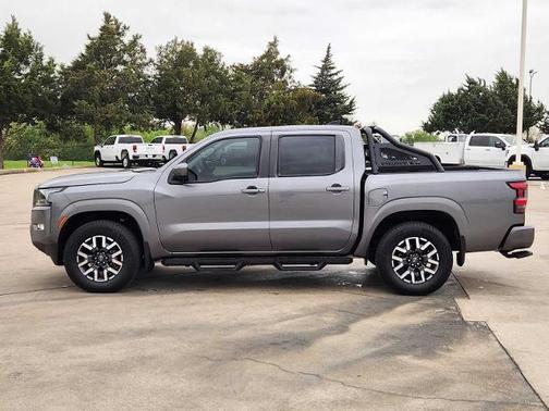 Gun Metallic 2022 Nissan Frontier SV