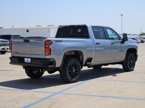 Sterling Gray Metallic 2026 Chevrolet Silverado 2500 LT