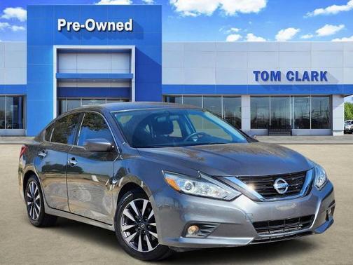 Gun Metallic 2017 Nissan Altima 2.5 SV