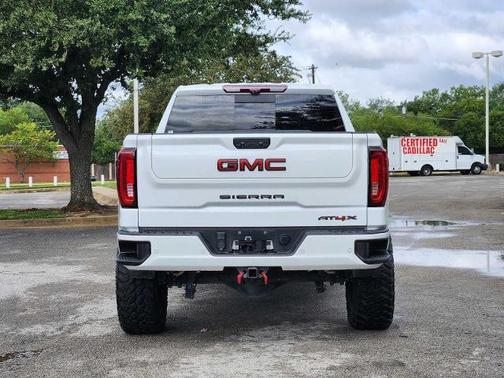 2022 GMC Sierra 1500 AT4X