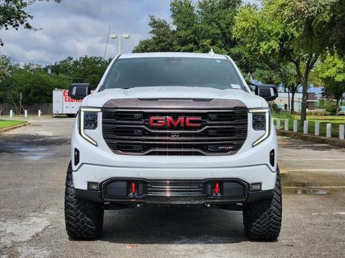 2022 GMC Sierra 1500 AT4X