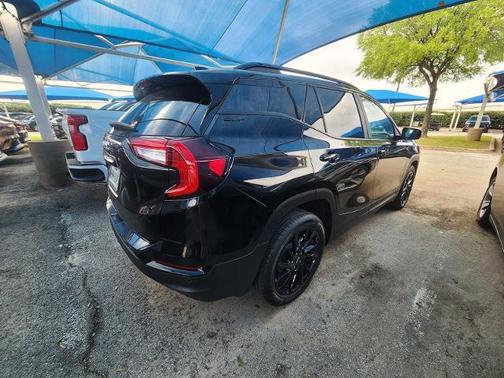 Ebony Twilight Metallic 2023 GMC Terrain SLE