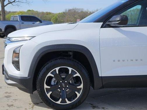 Summit White 2026 Chevrolet Equinox 1LT
