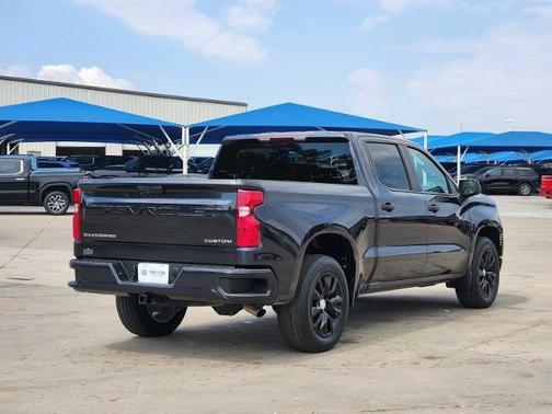 Dark Ash Metallic 2023 Chevrolet Silverado 1500 Custom
