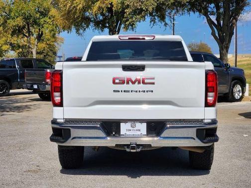 2023 GMC Sierra 1500 Pro