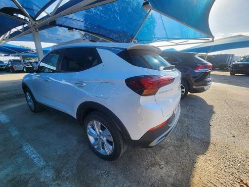 Summit White 2024 Buick Encore GX Preferred