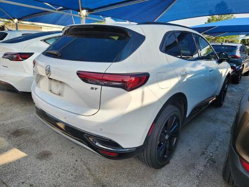 Summit White 2022 Buick Envision FWD Preferred