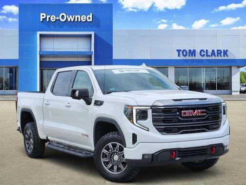 Summit White 2024 GMC Sierra 1500 AT4