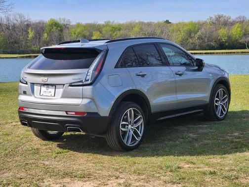 Argent Silver Metallic 2023 Cadillac XT4 Sport