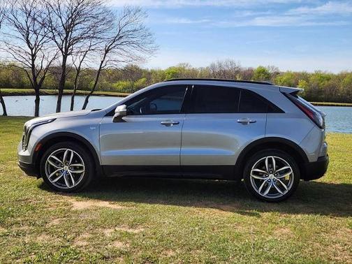 Argent Silver Metallic 2023 Cadillac XT4 Sport