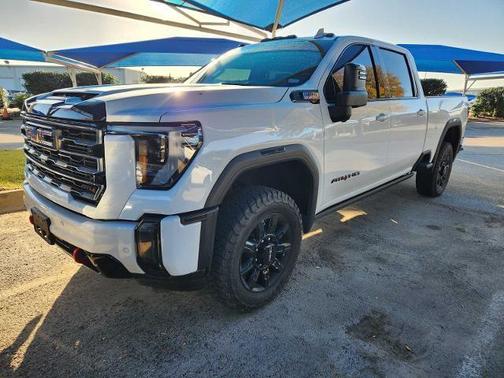 2024 GMC Sierra 2500 AT4