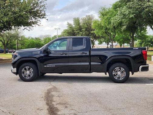 Onyx Black 2023 GMC Sierra 1500 Pro