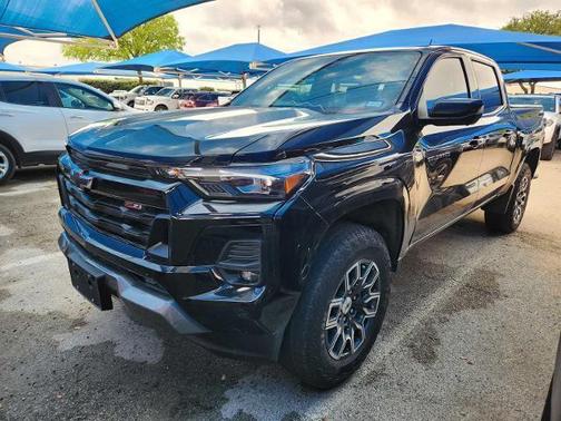 Black 2024 Chevrolet Colorado Z71