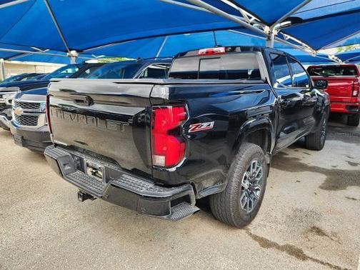 Black 2024 Chevrolet Colorado Z71