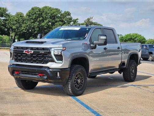 Sterling Gray Metallic 2025 Chevrolet Silverado 2500 4WD Crew Cab Standard Bed ZR2