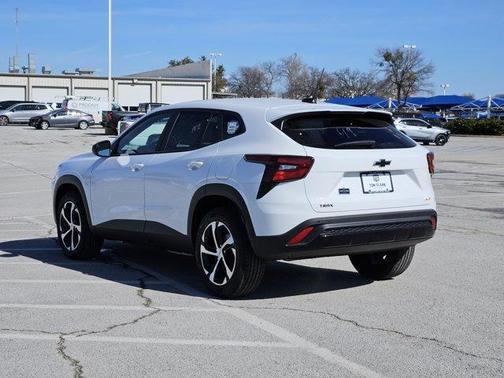 2026 Chevrolet Trax FWD 1RS